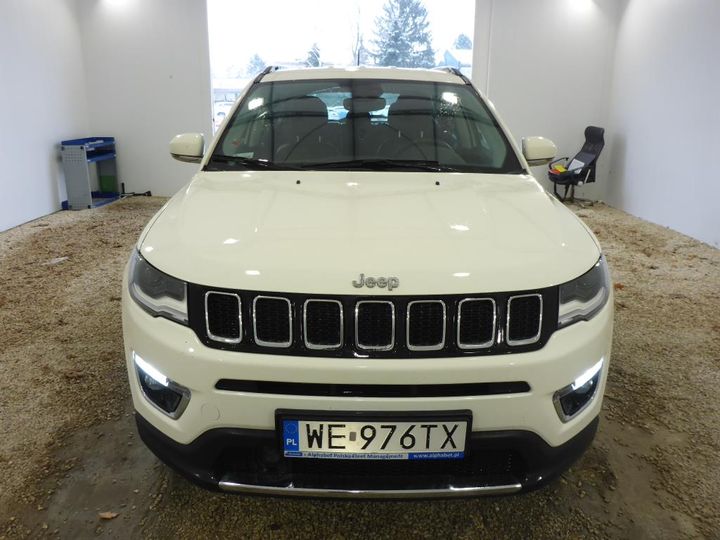 jeep compass 2018 3c4njdcy8jt442170