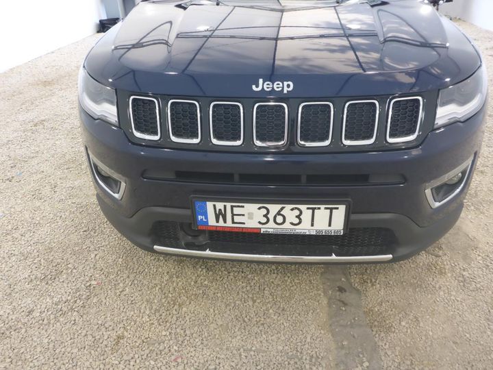 jeep compass 2018 3c4njdcyxjt376043