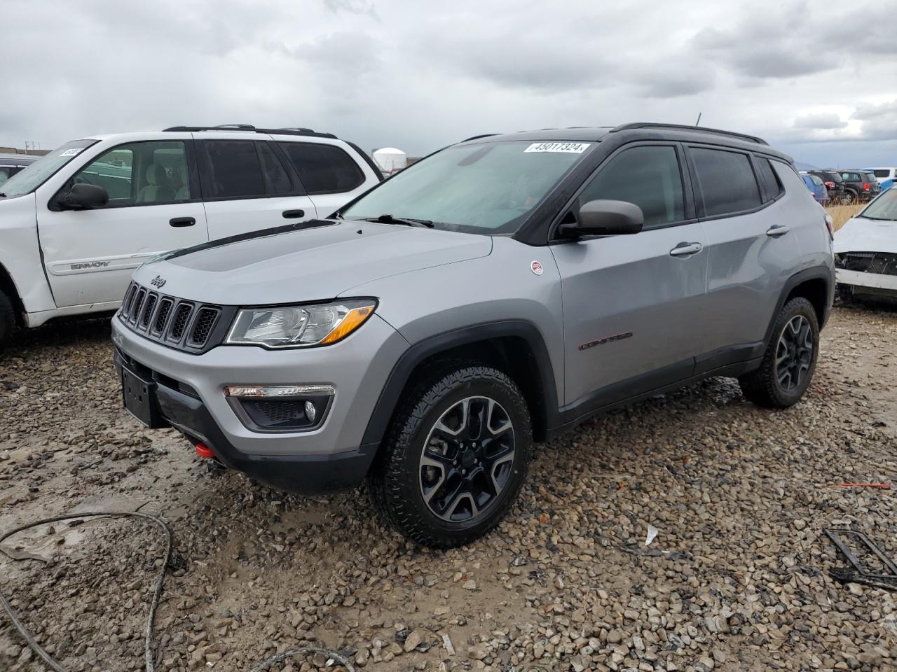 jeep compass 2019 3c4njddb1kt668014