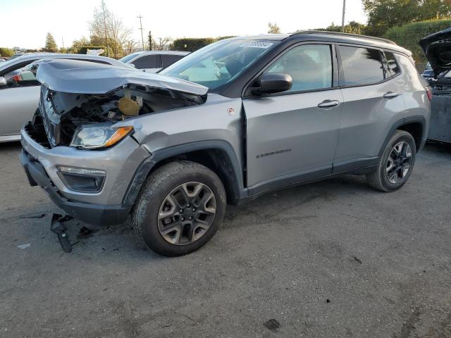 jeep compass tr 2018 3c4njddb2jt174596