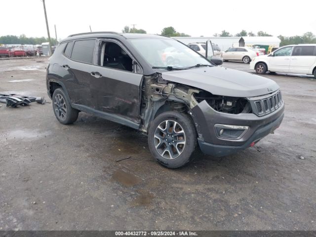 jeep compass 2019 3c4njddb2kt748227