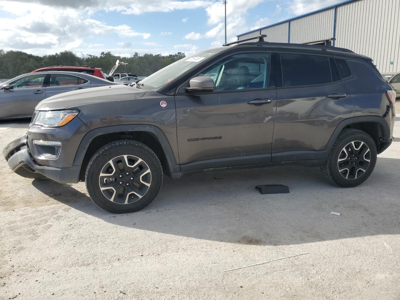 jeep compass 2019 3c4njddb2kt795354