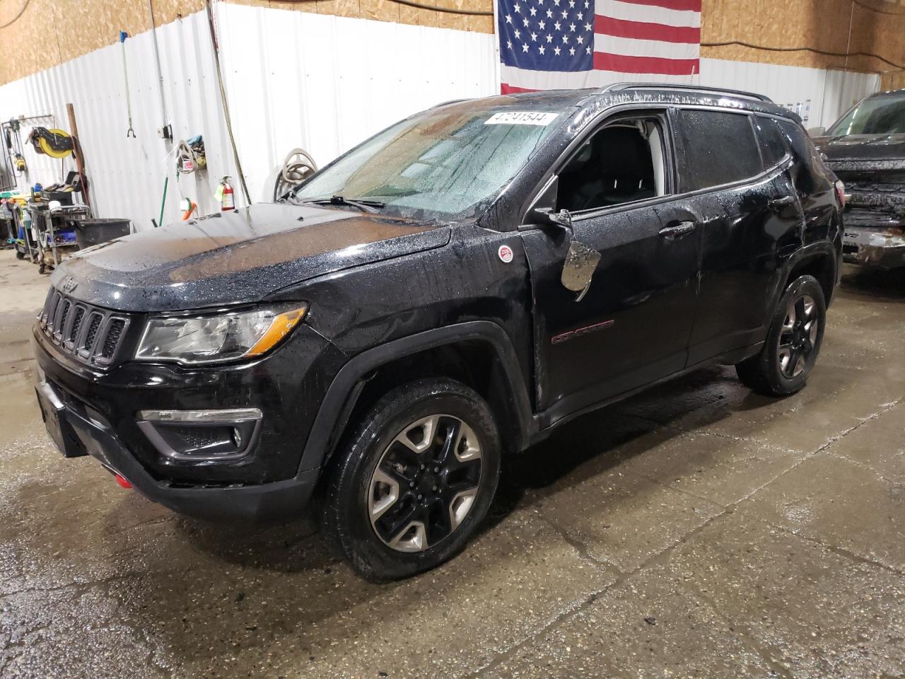 jeep compass 2018 3c4njddb5jt232393