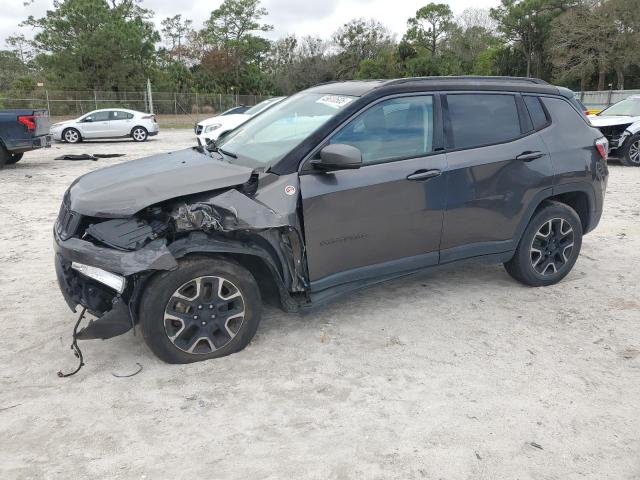 jeep compass tr 2019 3c4njddb5kt703850