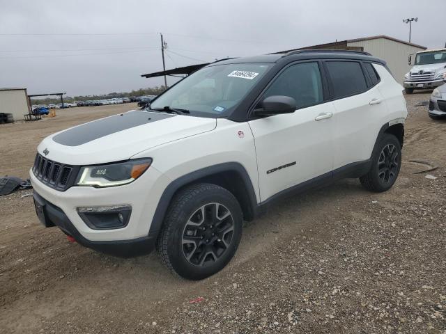 jeep compass tr 2019 3c4njddb5kt714220