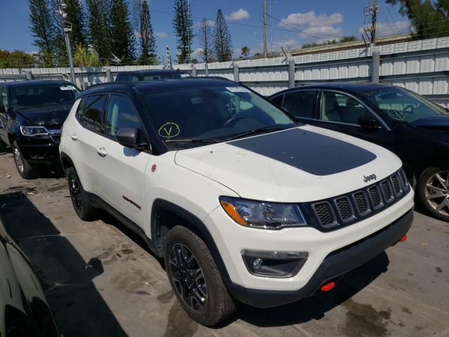 jeep compass tr 2019 3c4njddb5kt744706