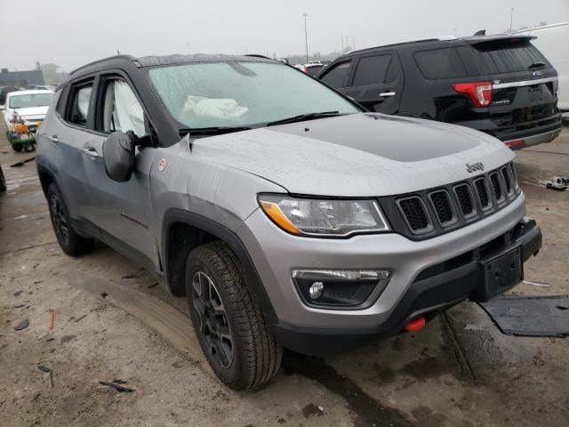 jeep compass tr 2019 3c4njddb5kt748013