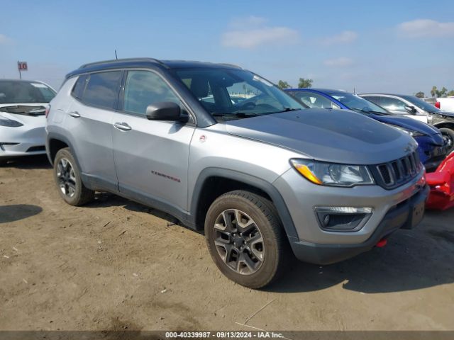 jeep compass 2018 3c4njddb6jt403832