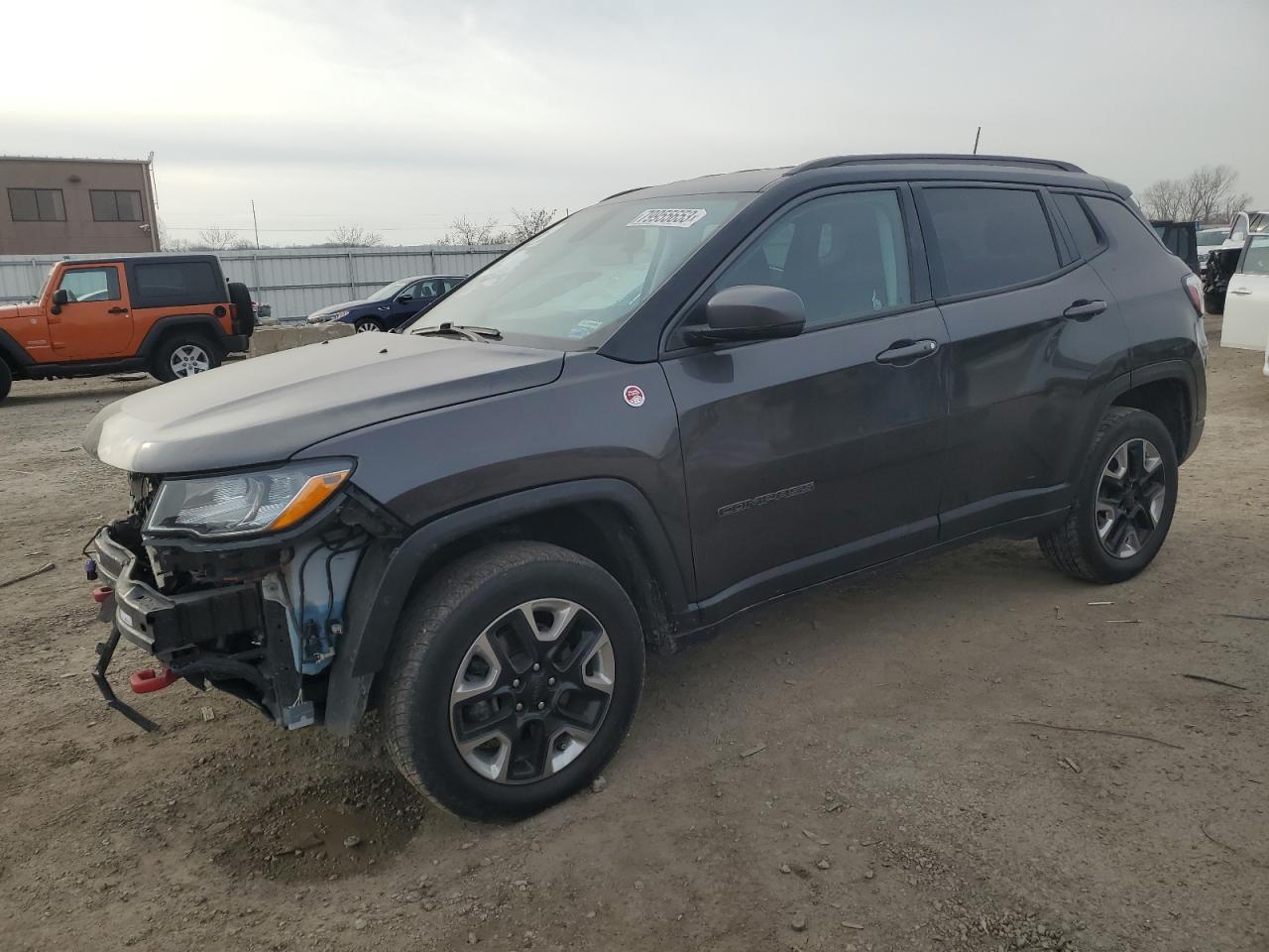 jeep compass 2018 3c4njddb7jt441568