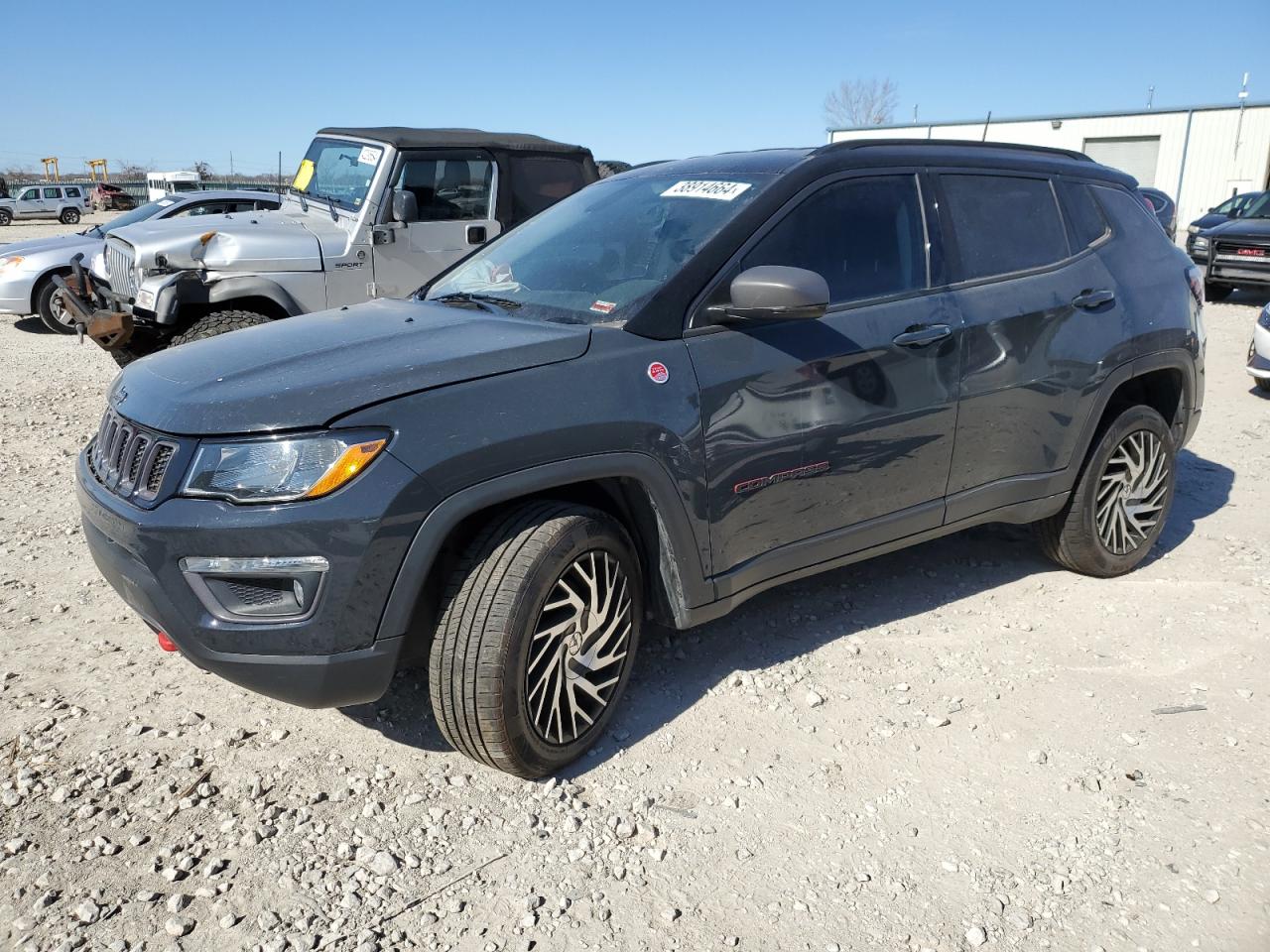 jeep compass 2018 3c4njddb7jt485747