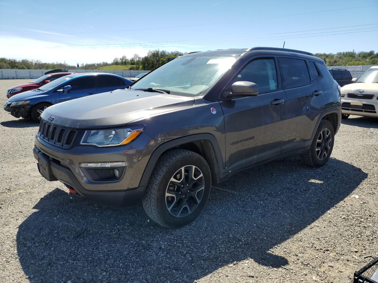 jeep compass 2019 3c4njddb7kt620081