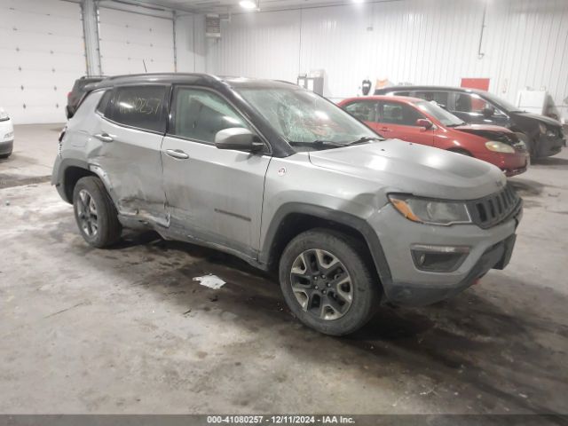 jeep compass 2018 3c4njddb8jt450876