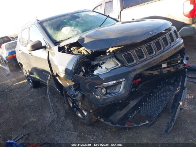 jeep compass 2018 3c4njddb9jt465709