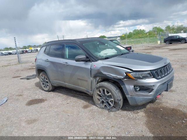 jeep compass 2019 3c4njddb9kt770256