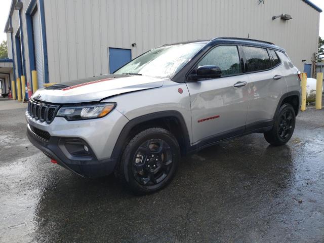 jeep compass tr 2024 3c4njddn4rt610337