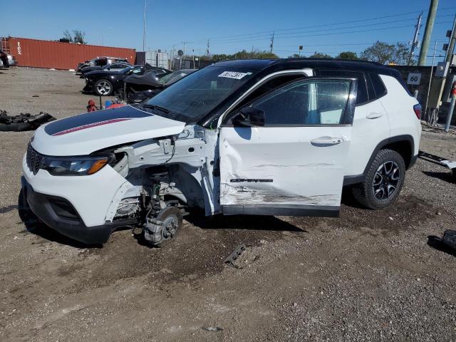 jeep compass tr 2024 3c4njddn5rt149830