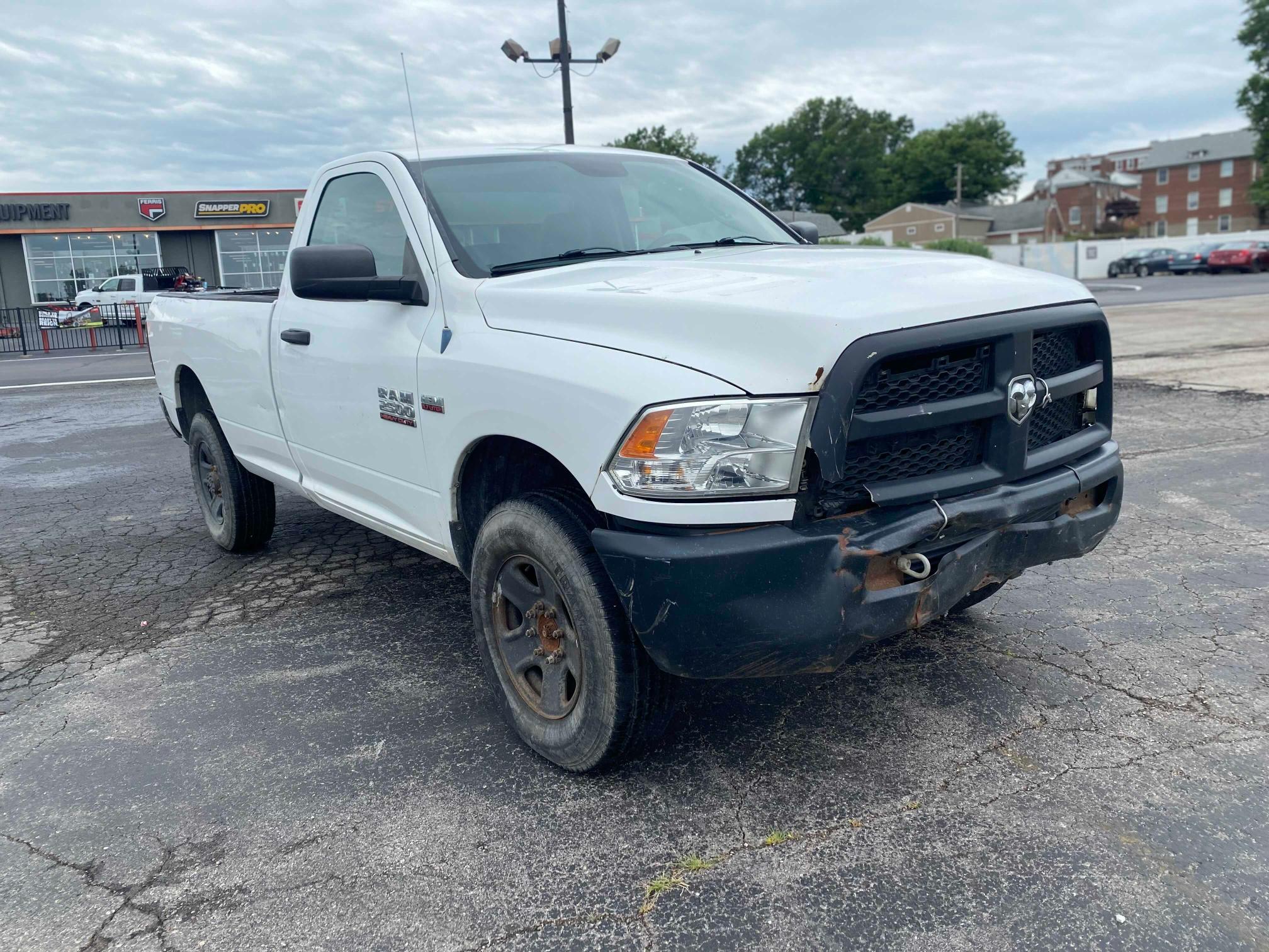 ram 2500 st 2013 3c6lr5at4dg569306