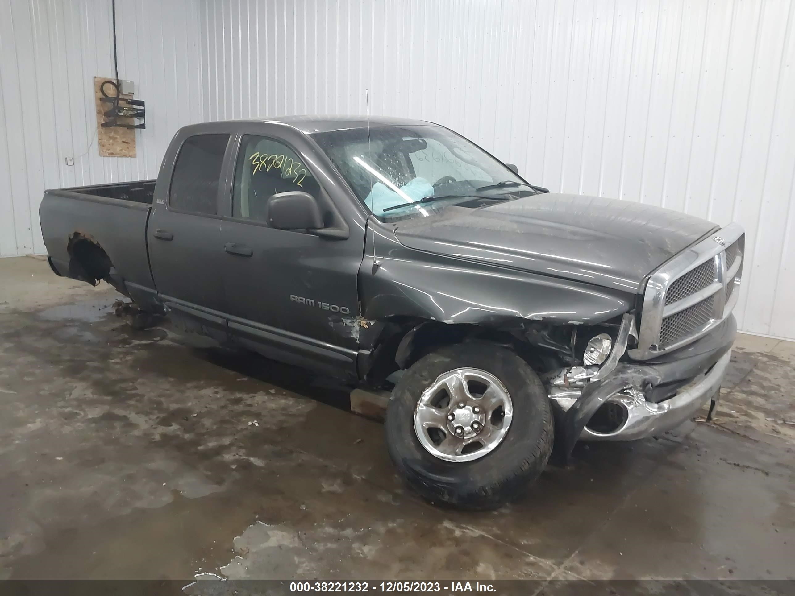 dodge ram 2002 3d7hu18n22g162052