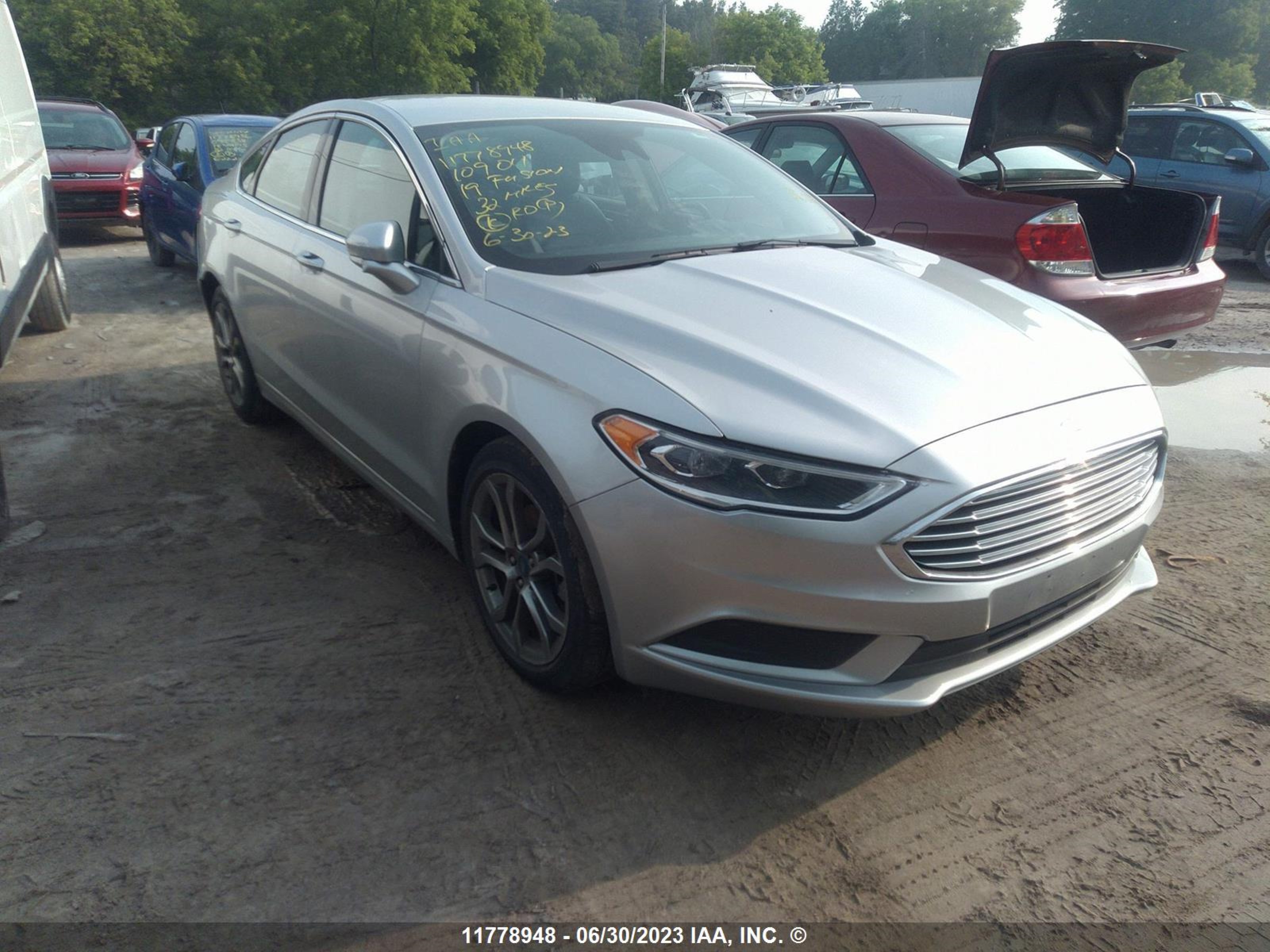 ford fusion 2019 3fa6p0cd4kr109011