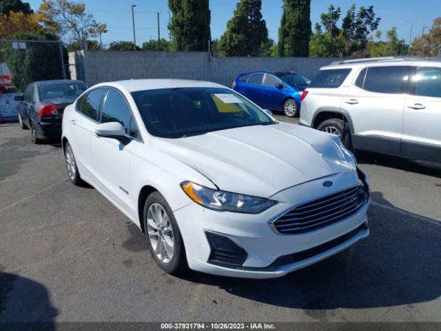 ford fusion hybrid 2019 3fa6p0lu0kr182490