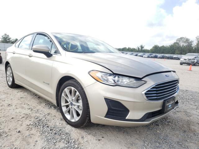 ford fusion se 2019 3fa6p0lu1kr220356