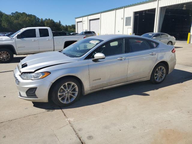 ford fusion se 2019 3fa6p0lu2kr149779