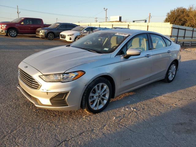 ford fusion se 2019 3fa6p0lu2kr225016