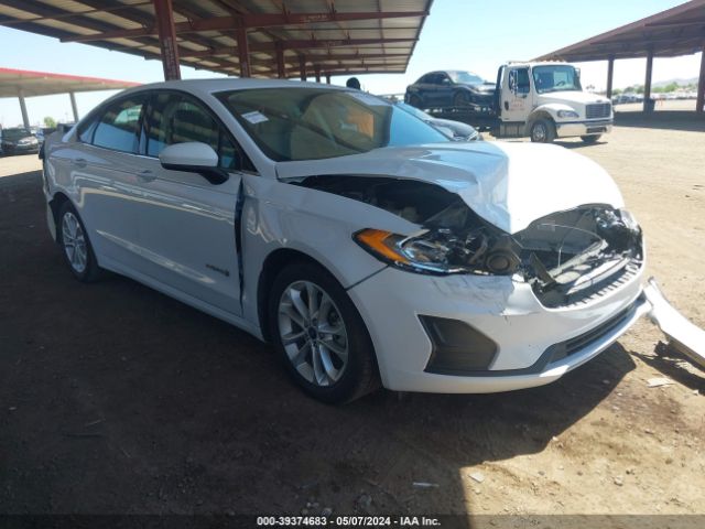 ford fusion hybrid 2019 3fa6p0lu2kr235822