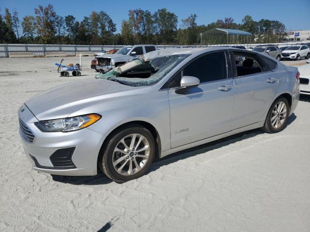 ford fusion se 2019 3fa6p0lu5kr196689