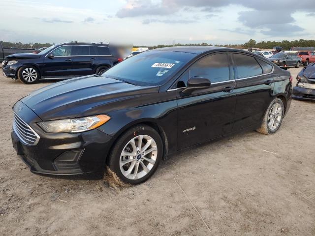 ford fusion se 2019 3fa6p0lu6kr235077