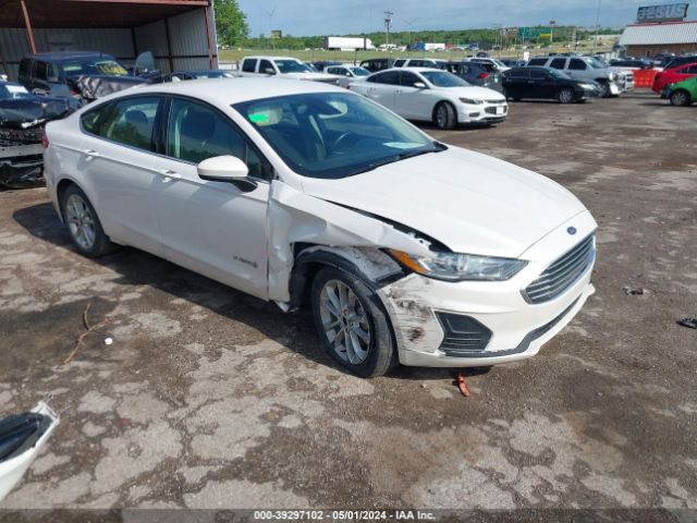 ford fusion hybrid 2019 3fa6p0lu7kr131200