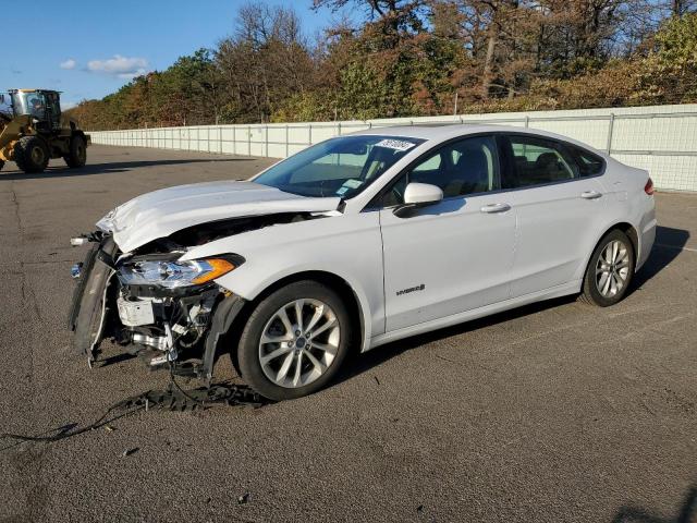 ford fusion se 2019 3fa6p0lu8kr192040