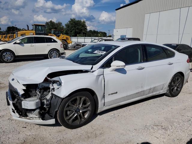 ford fusion tit 2019 3fa6p0ru2kr273591