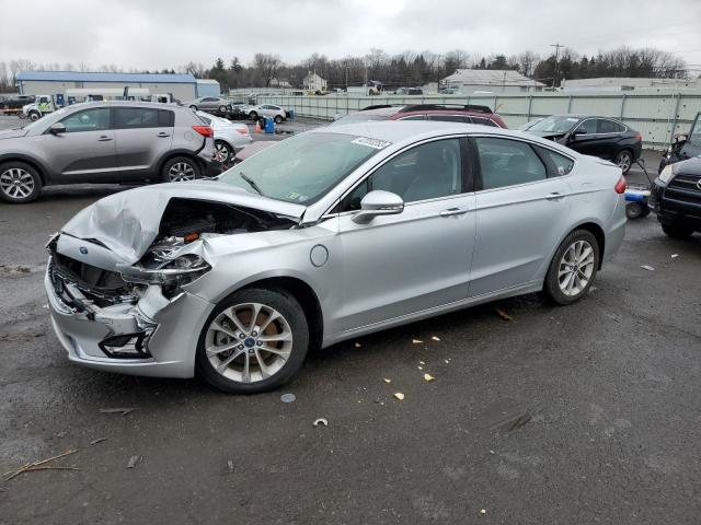 ford  2019 3fa6p0su4kr245561