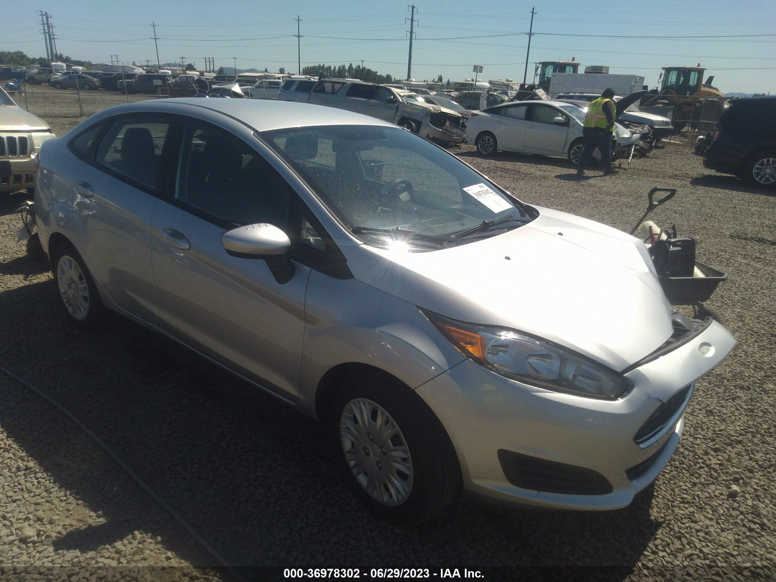 ford fiesta 2019 3fadp4aj8km110991