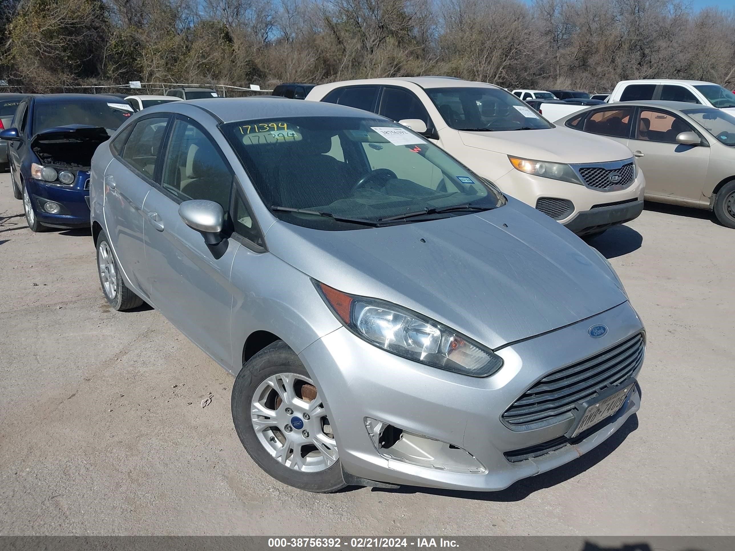 ford fiesta 2014 3fadp4bj5em171394