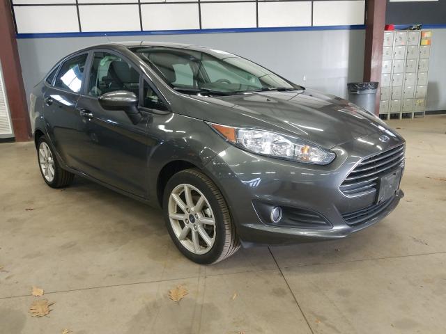 ford  2019 3fadp4bj5km143526