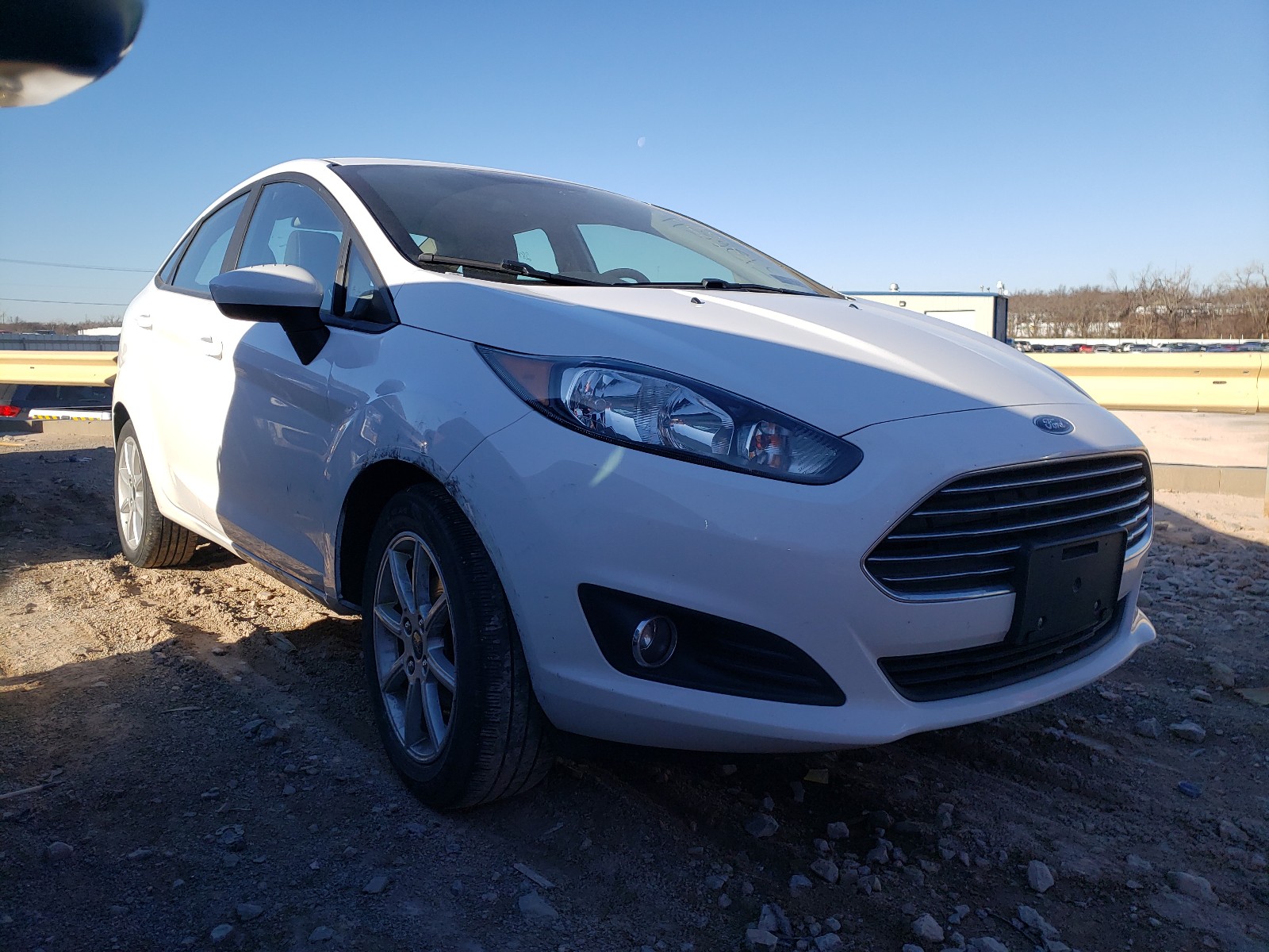 ford fiesta se 2019 3fadp4bj6km123690