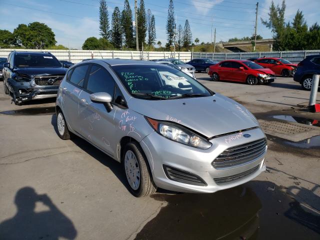 ford  2016 3fadp4tj5gm169694