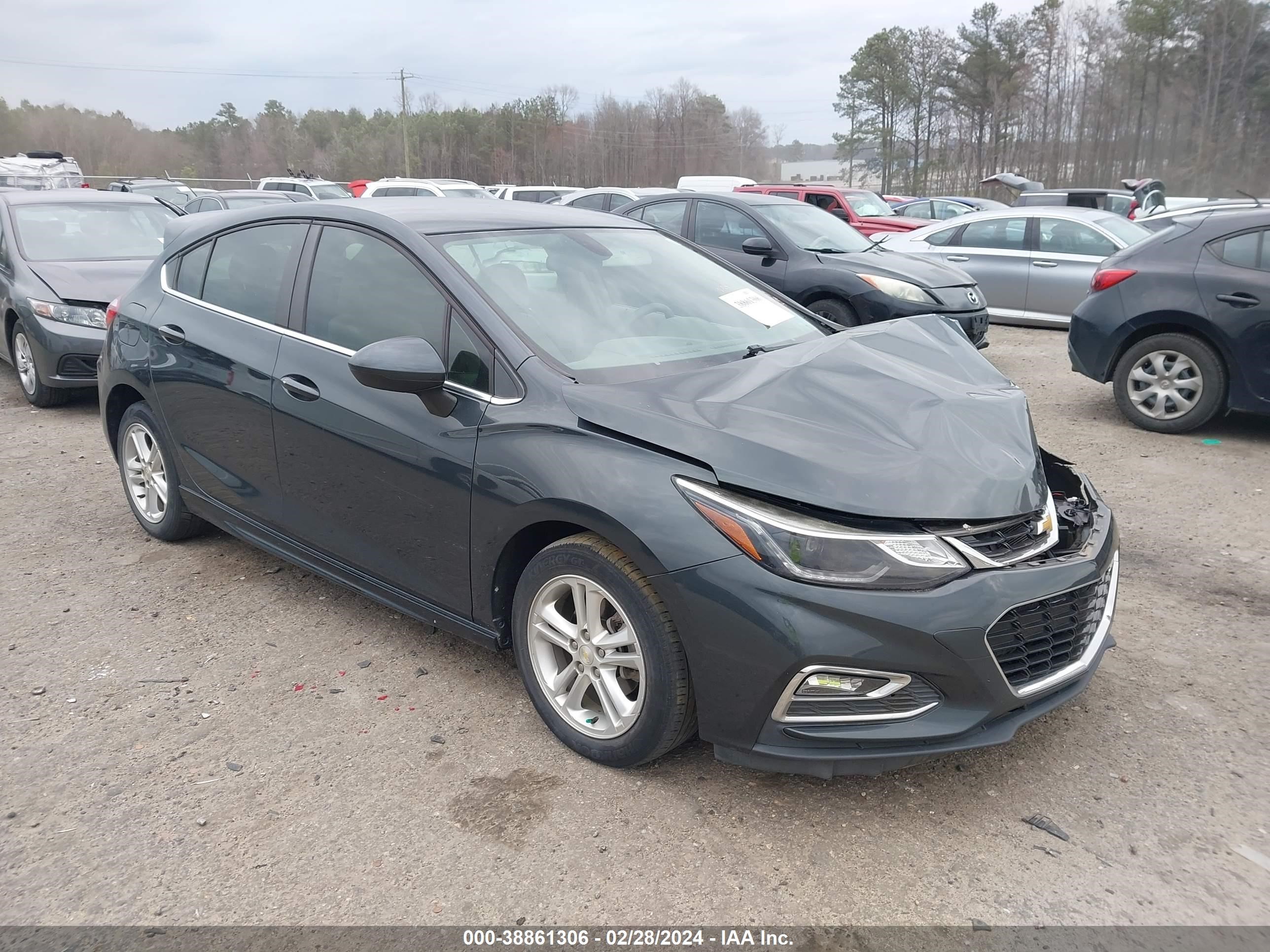 chevrolet cruze 2018 3g1be6sm1js631923