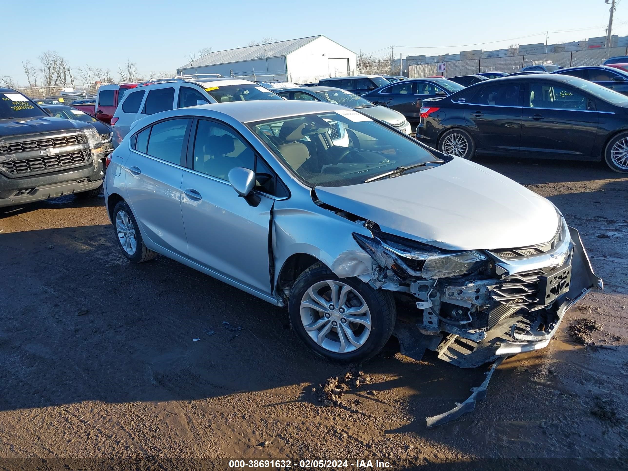 chevrolet cruze 2019 3g1be6sm4ks605138