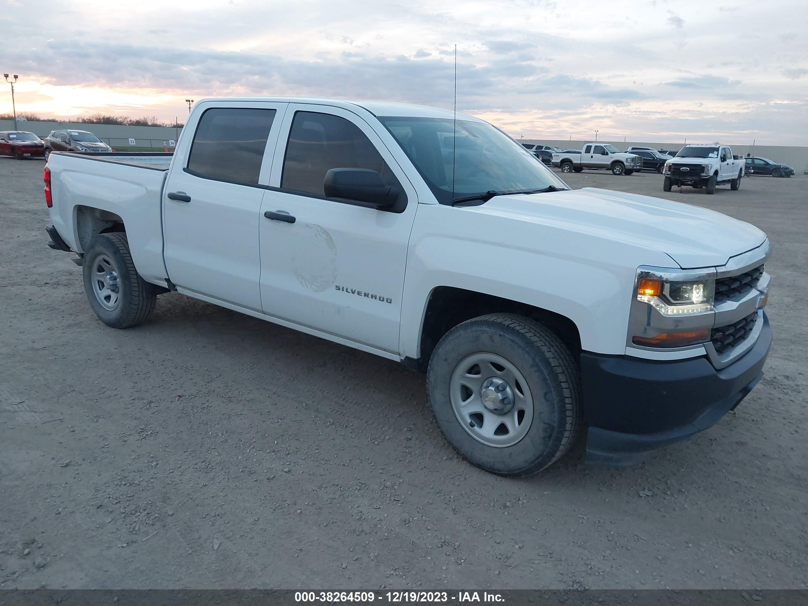 chevrolet silverado 2018 3gcpcneh3jg398139