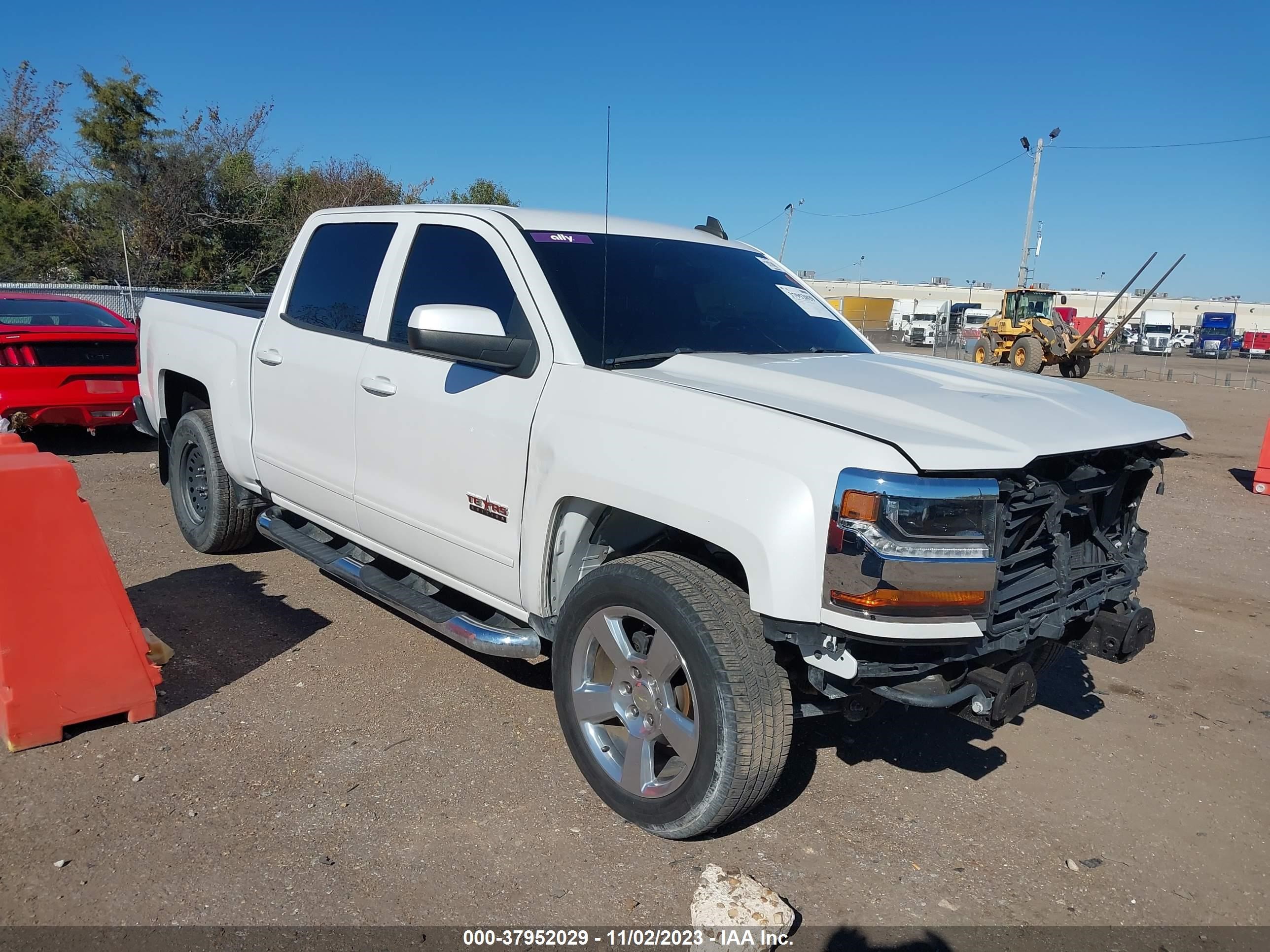 chevrolet silverado 2018 3gcpcrec8jg313579