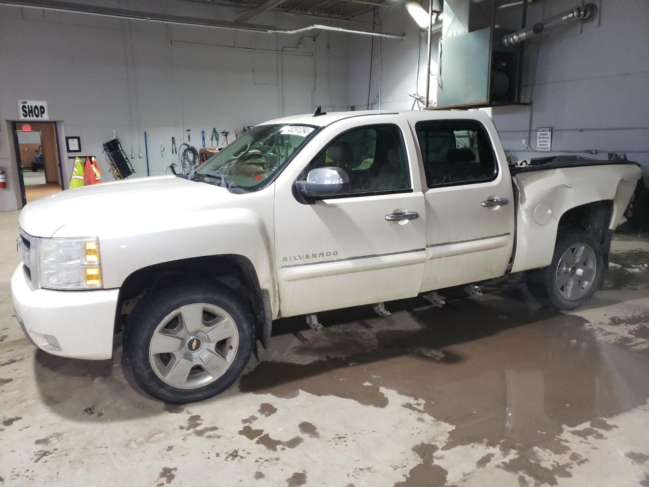 chevrolet silverado 2011 3gcpkte35bg220231