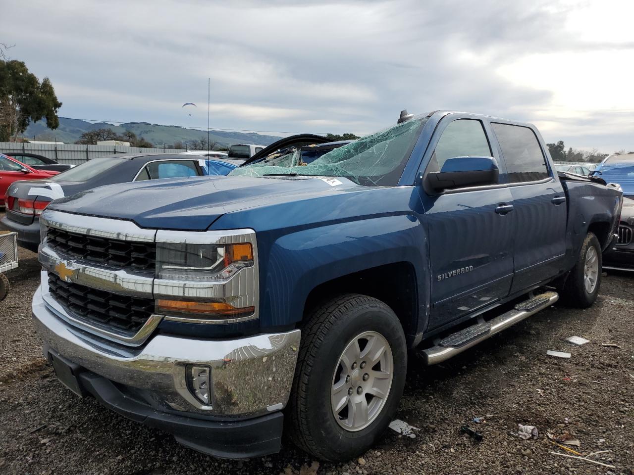 chevrolet silverado 2018 3gcucrer1jg356572