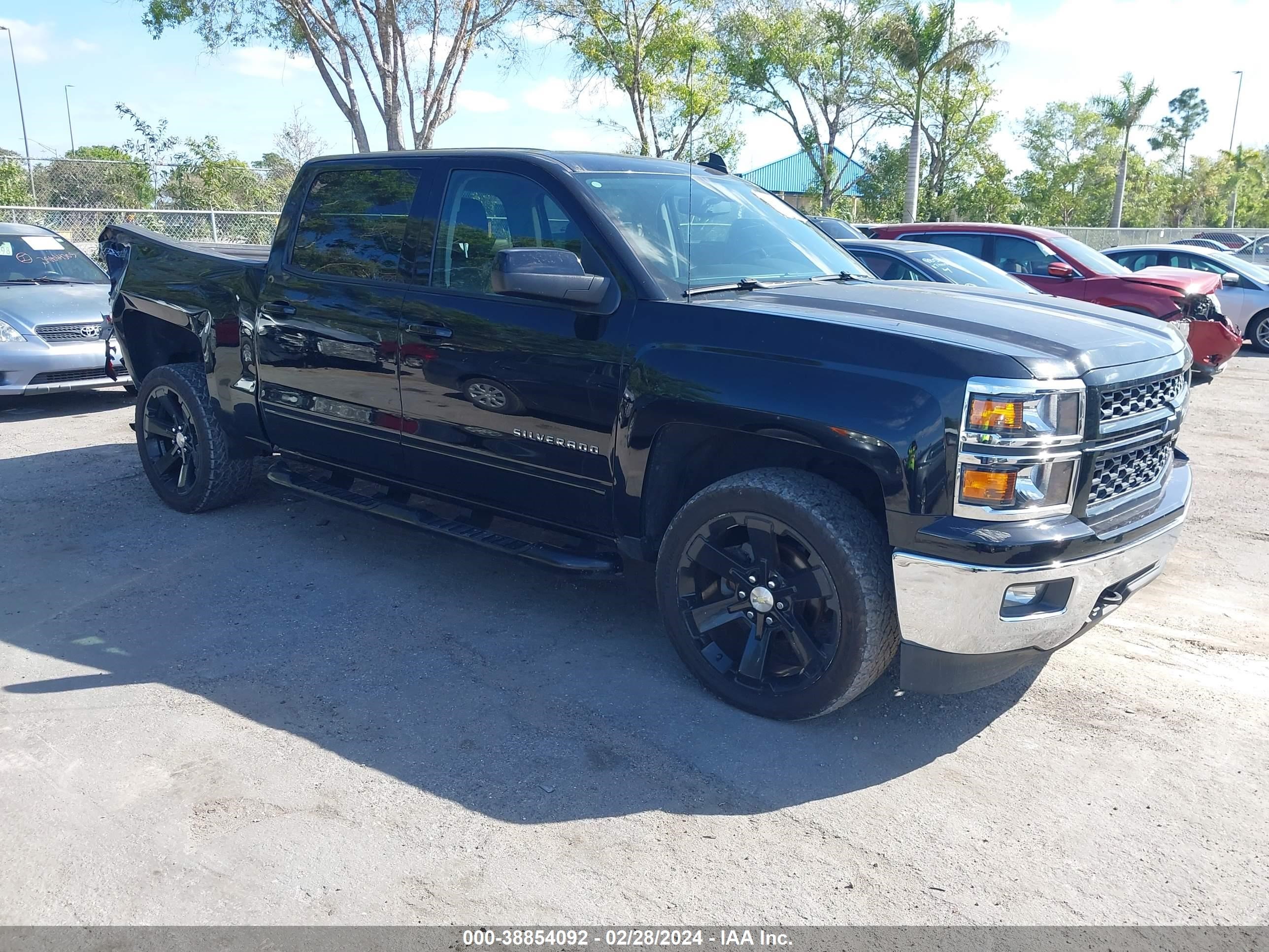 chevrolet silverado 2015 3gcukrec4fg241115