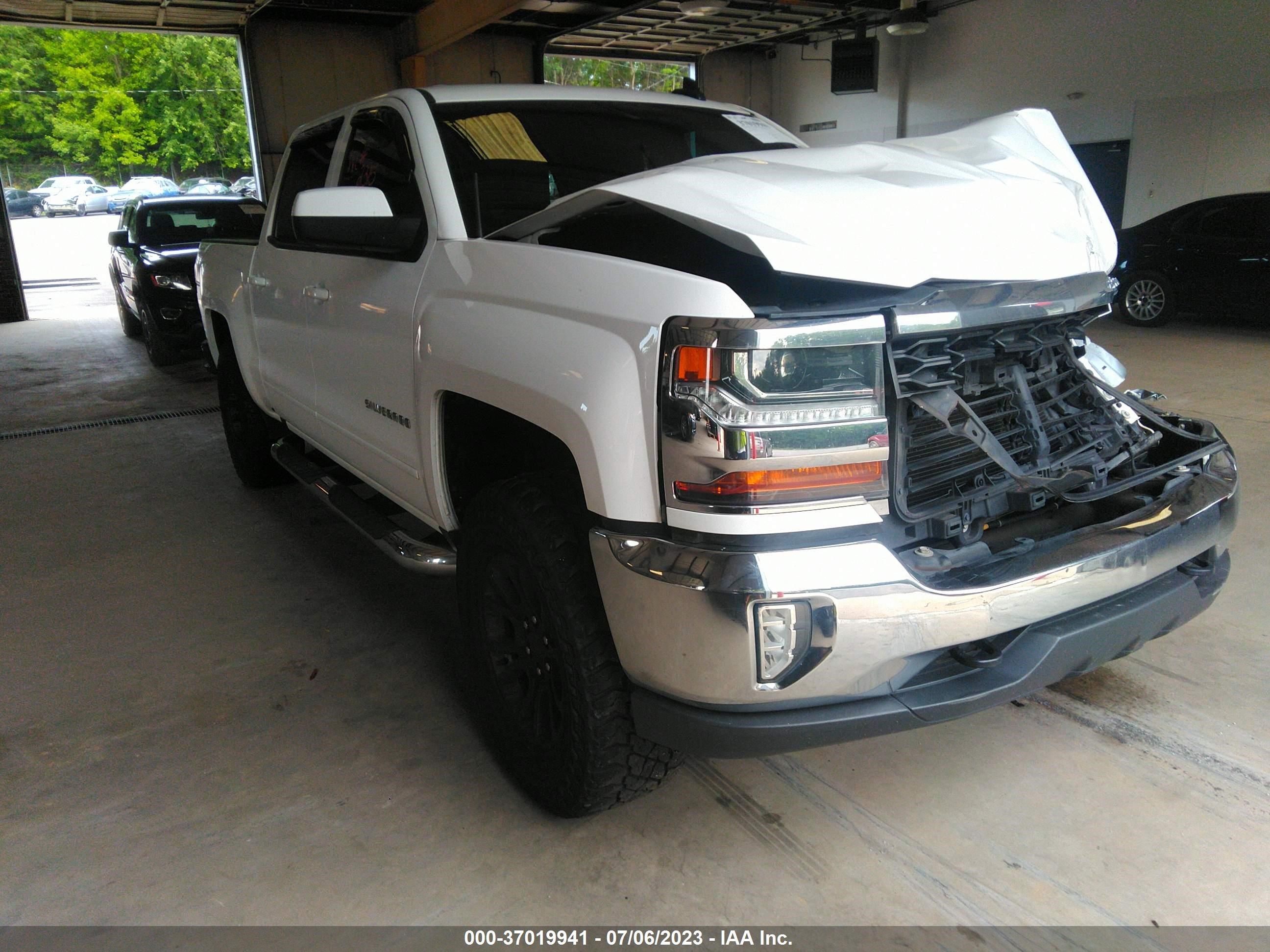 chevrolet silverado 2017 3gcukrec8hg442891