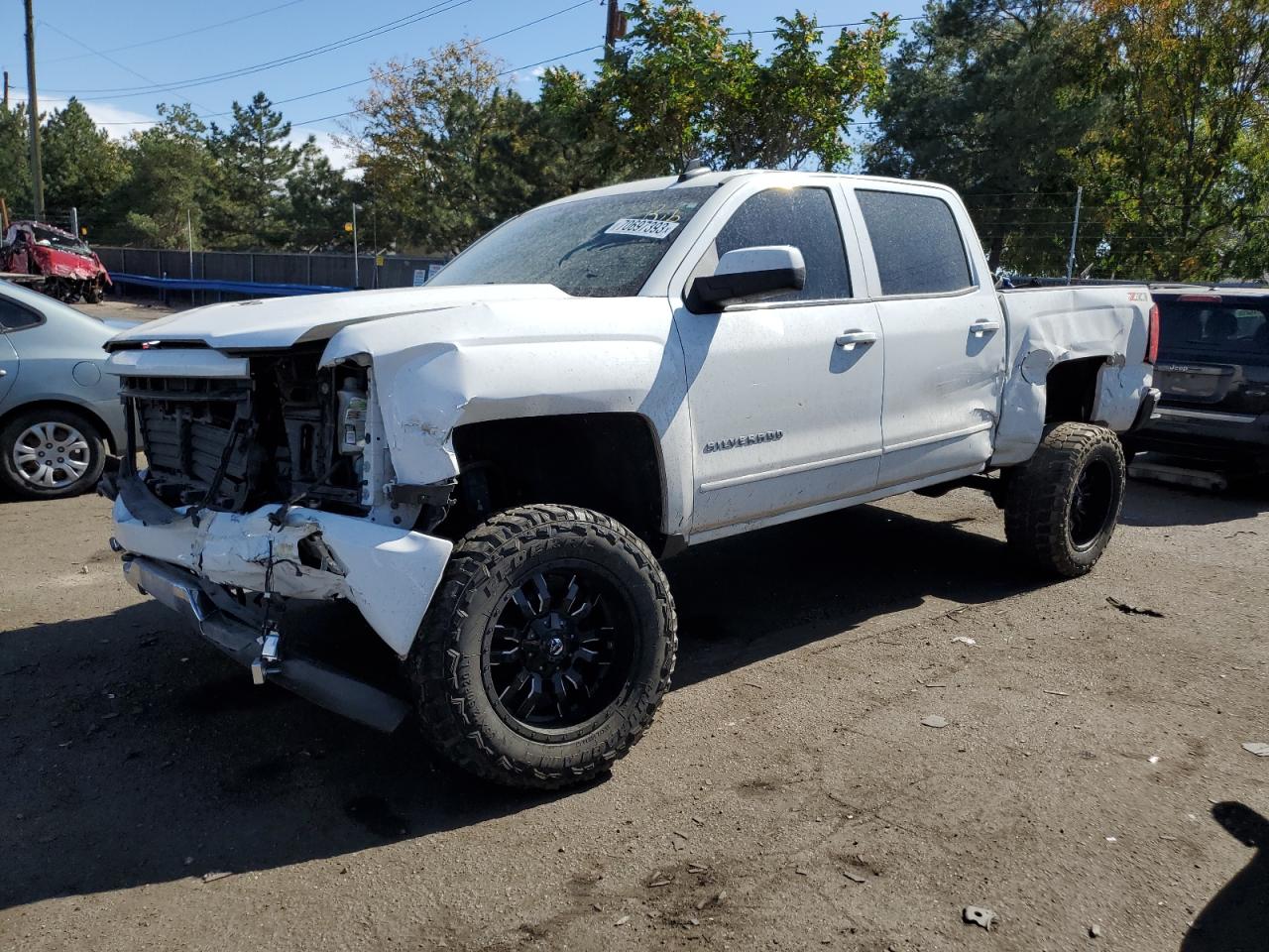 chevrolet silverado 2018 3gcukrecxjg211108