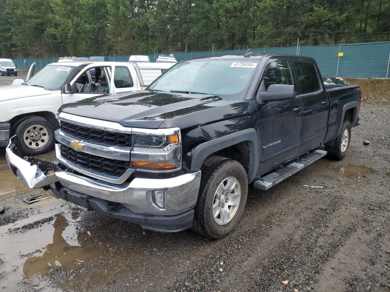 chevrolet silverado 2018 3gcukrecxjg471038