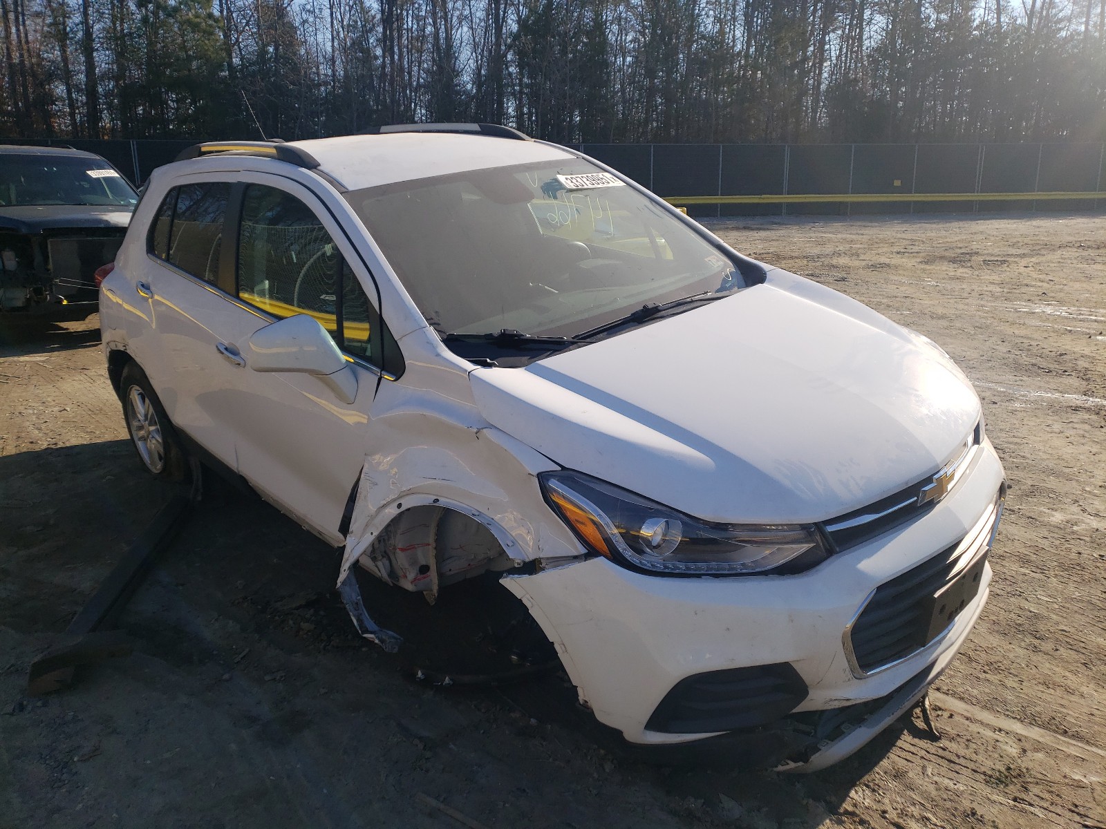 chevrolet  2018 3gncjpsb3jl355497